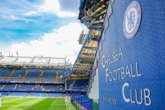 24岁法国中场新星备受瞩目，欧洲三豪门争相追逐，预计明年冬窗敲定转会